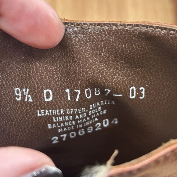 FLORSHEIM IMPERIAL MEN'S 9.5 D BROWN LEATHER SIDE ZIP ANKLE  BOOTS. - Picture 8 of 8